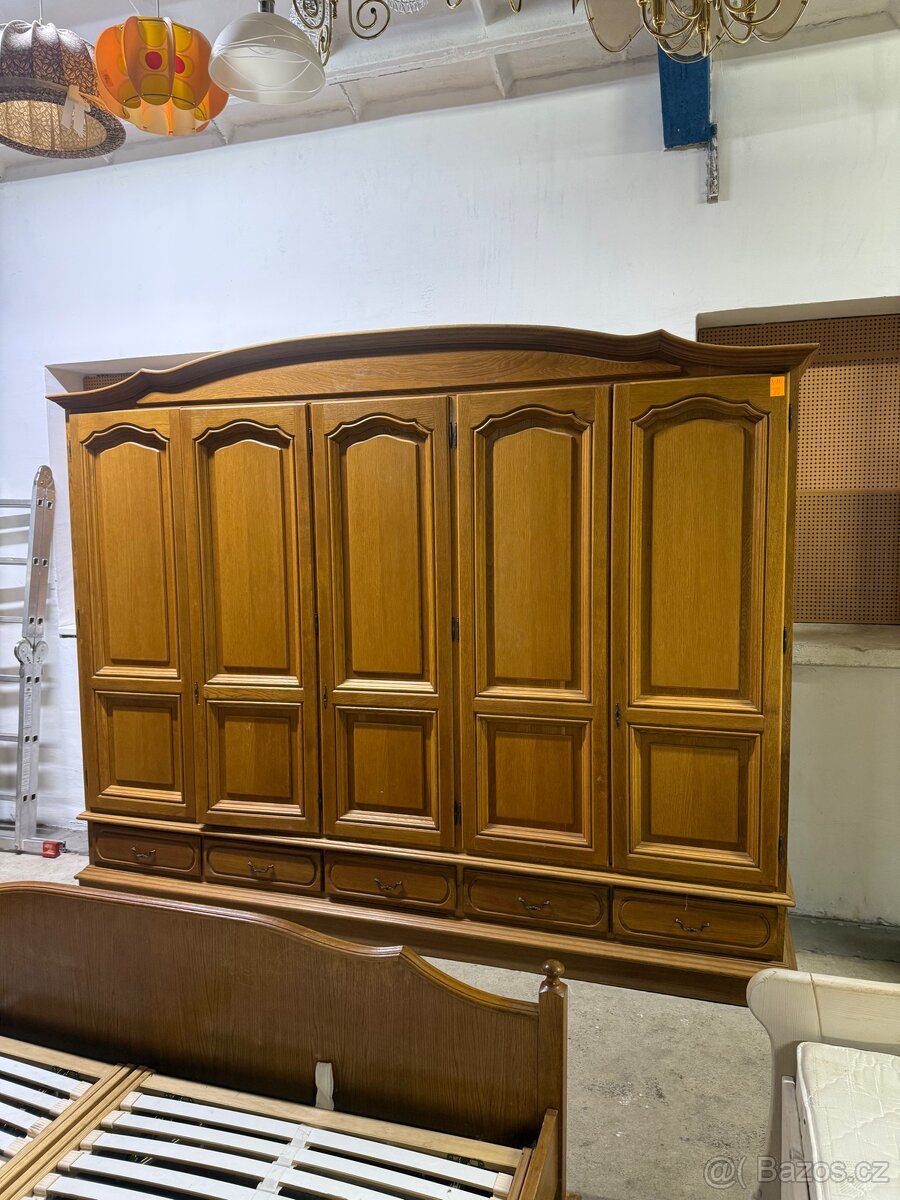 Skříň + postel - 5