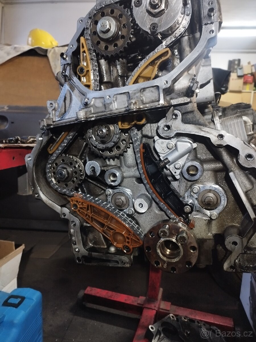 Motor 204dtd, land rover. - 5