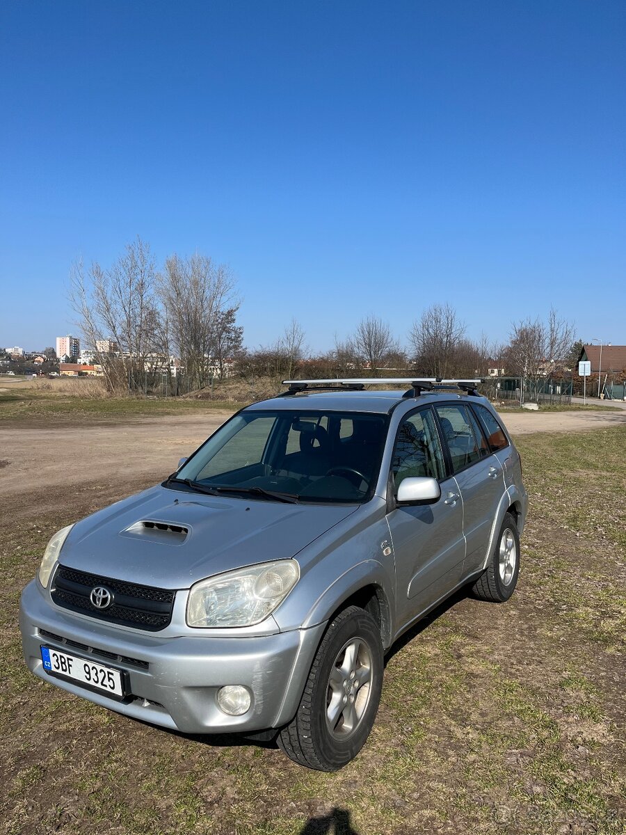Prodám Toyota RAV 4 - 5