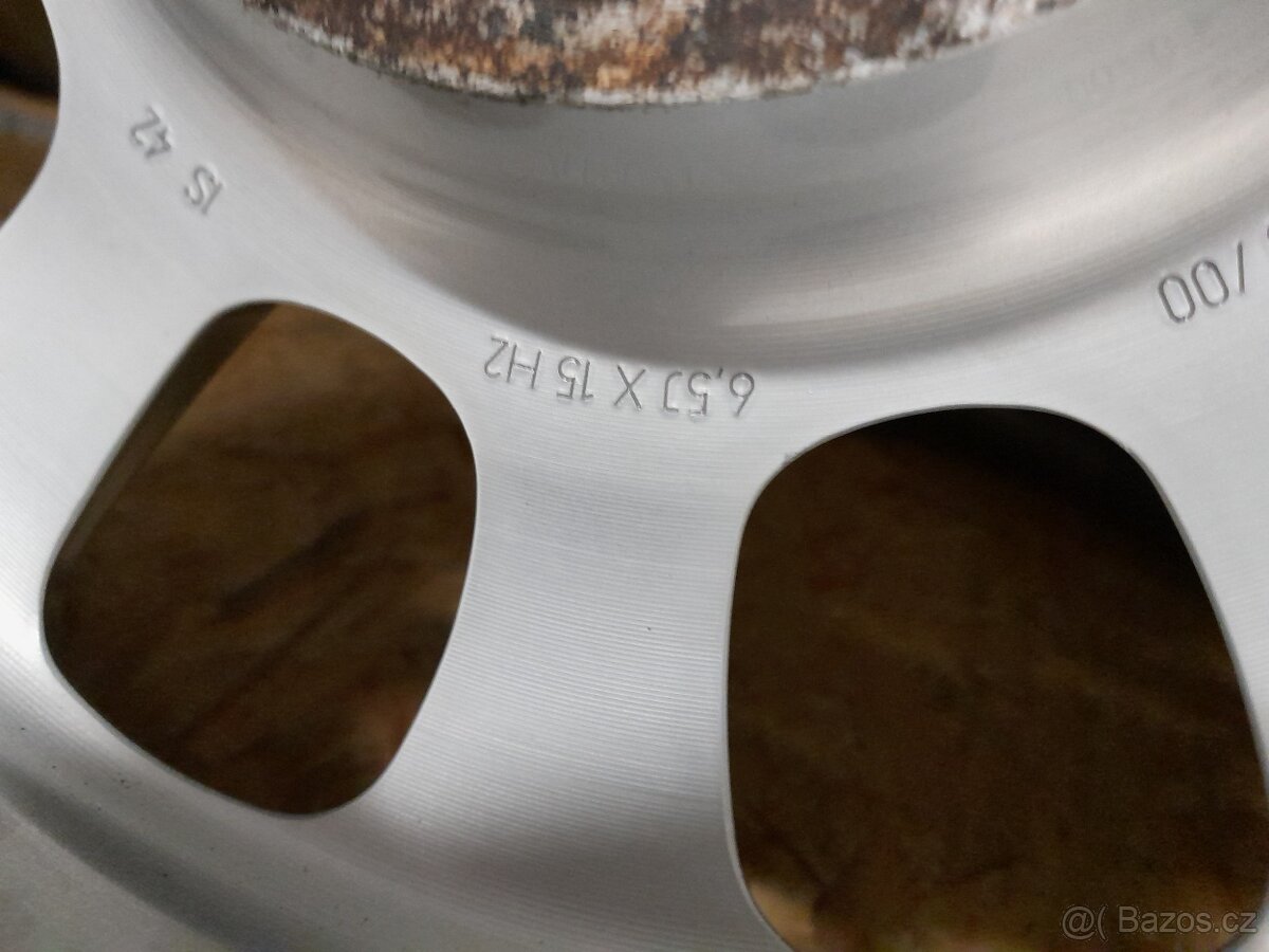 BMW alu kola, zimní pneu 195/65R15 - 5