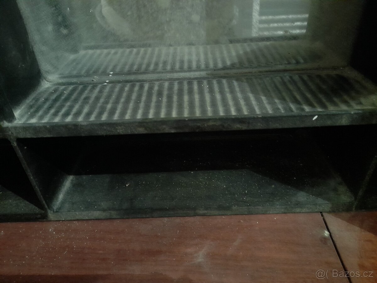 Retro koupelnová skříňka - 5