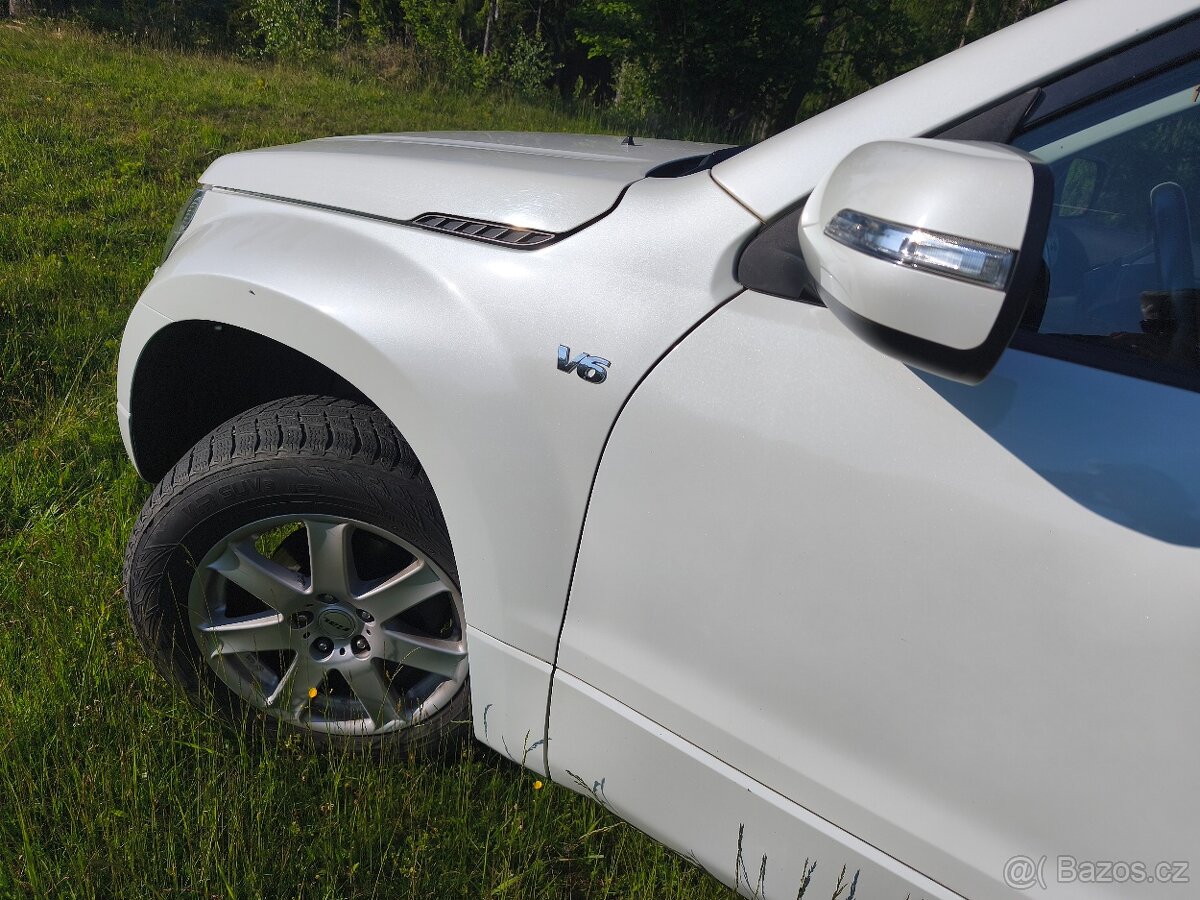 Grand Vitara V6, 3.2 benzín - 5