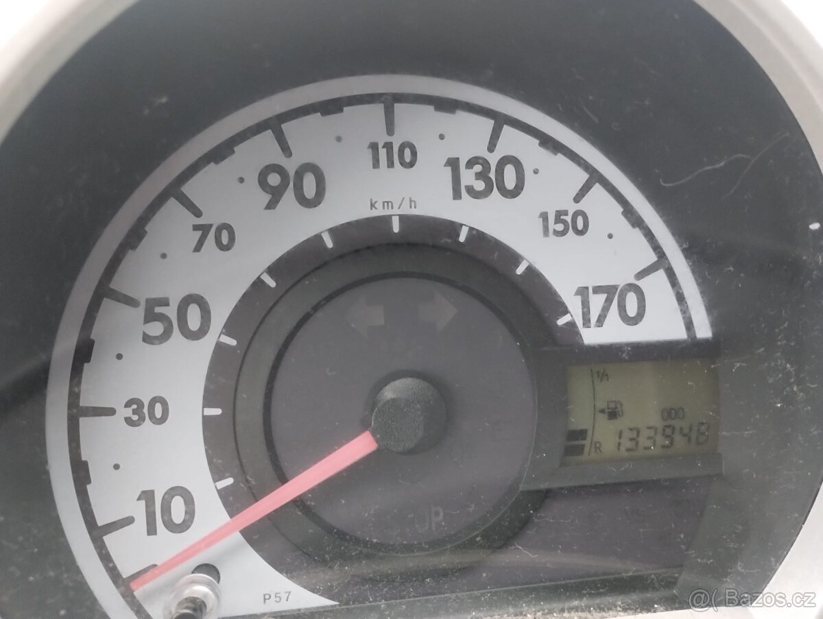 🏙️ Toyota Aygo 1.0 VVT-i (2008) - 5