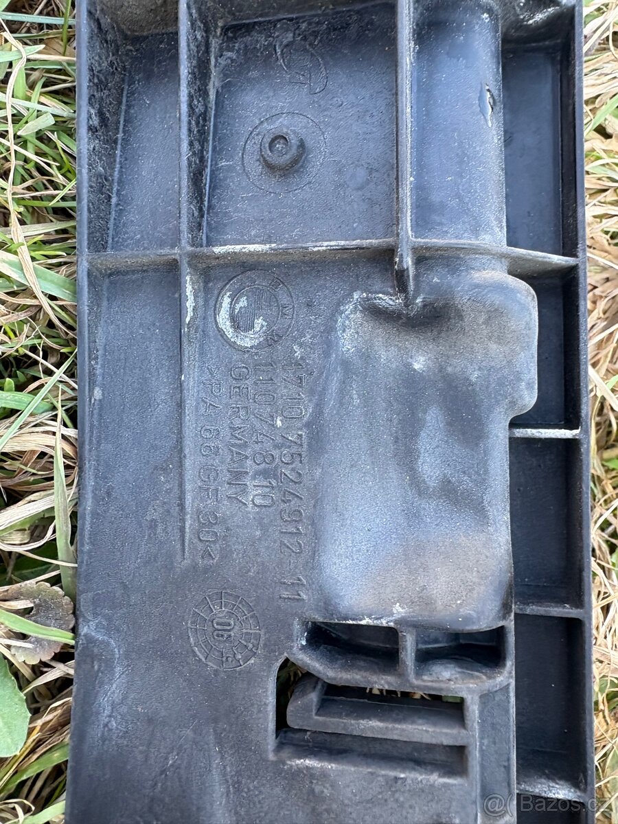 Držáky chladiče BMW - 5