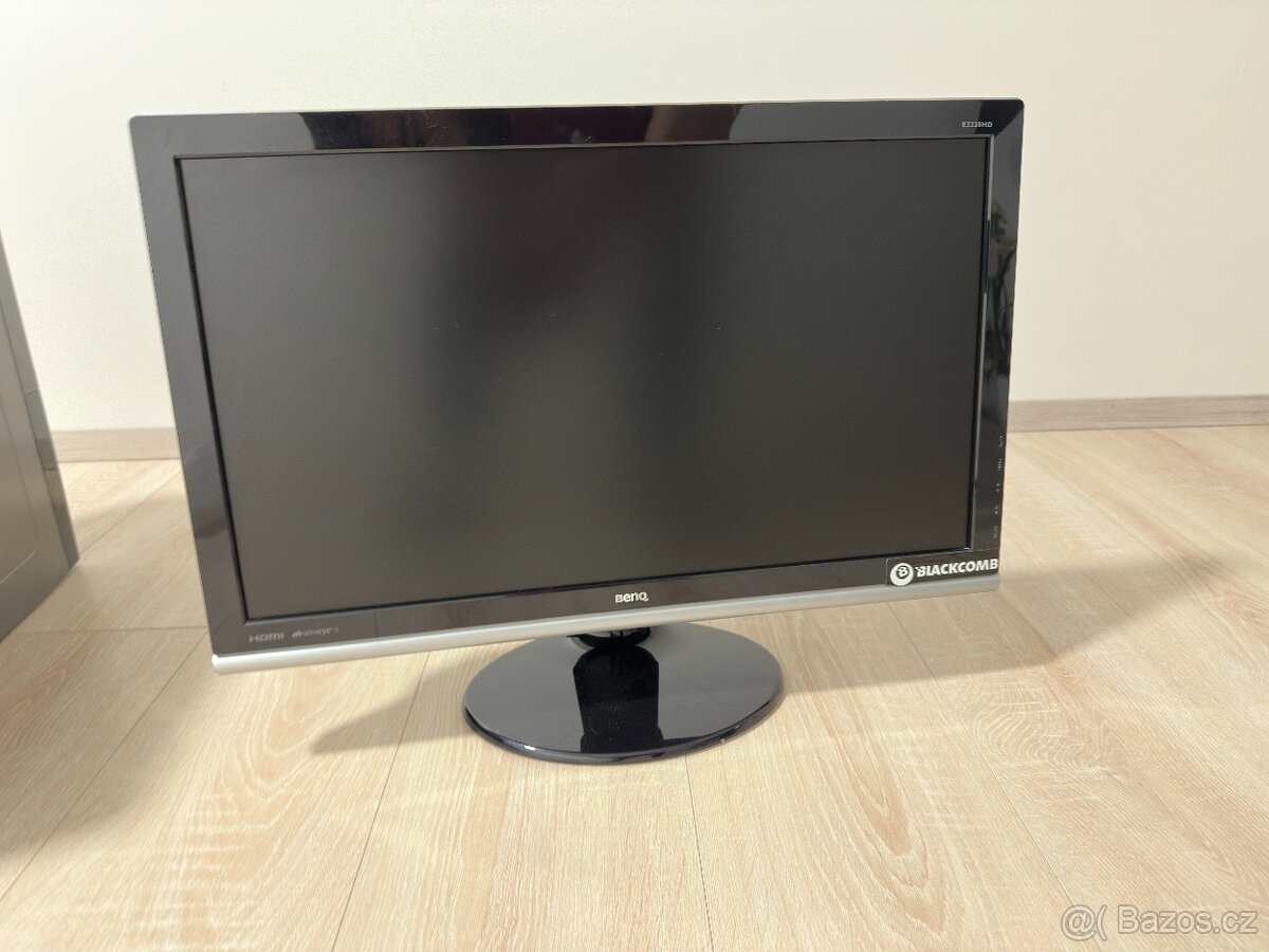 kompletní PC sestava s příslušenstvím - 5