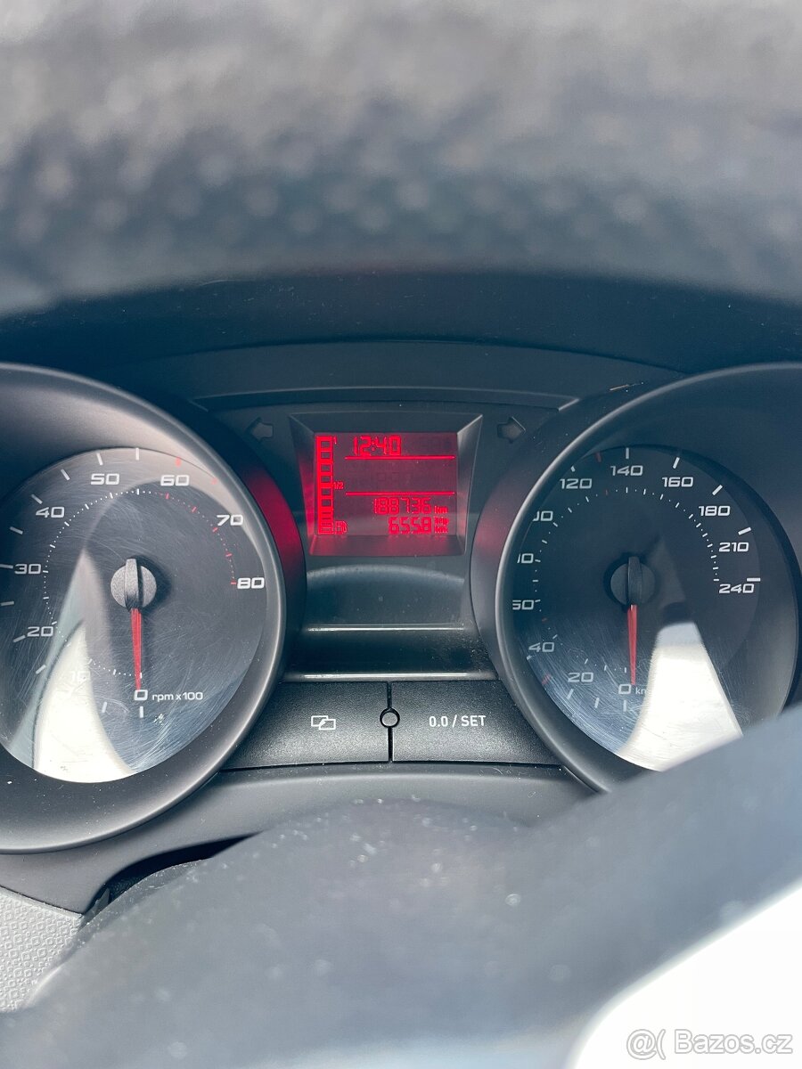 Seat Ibiza combi, 51kW, 2010, 188 000km, Klima, senzory, - 5