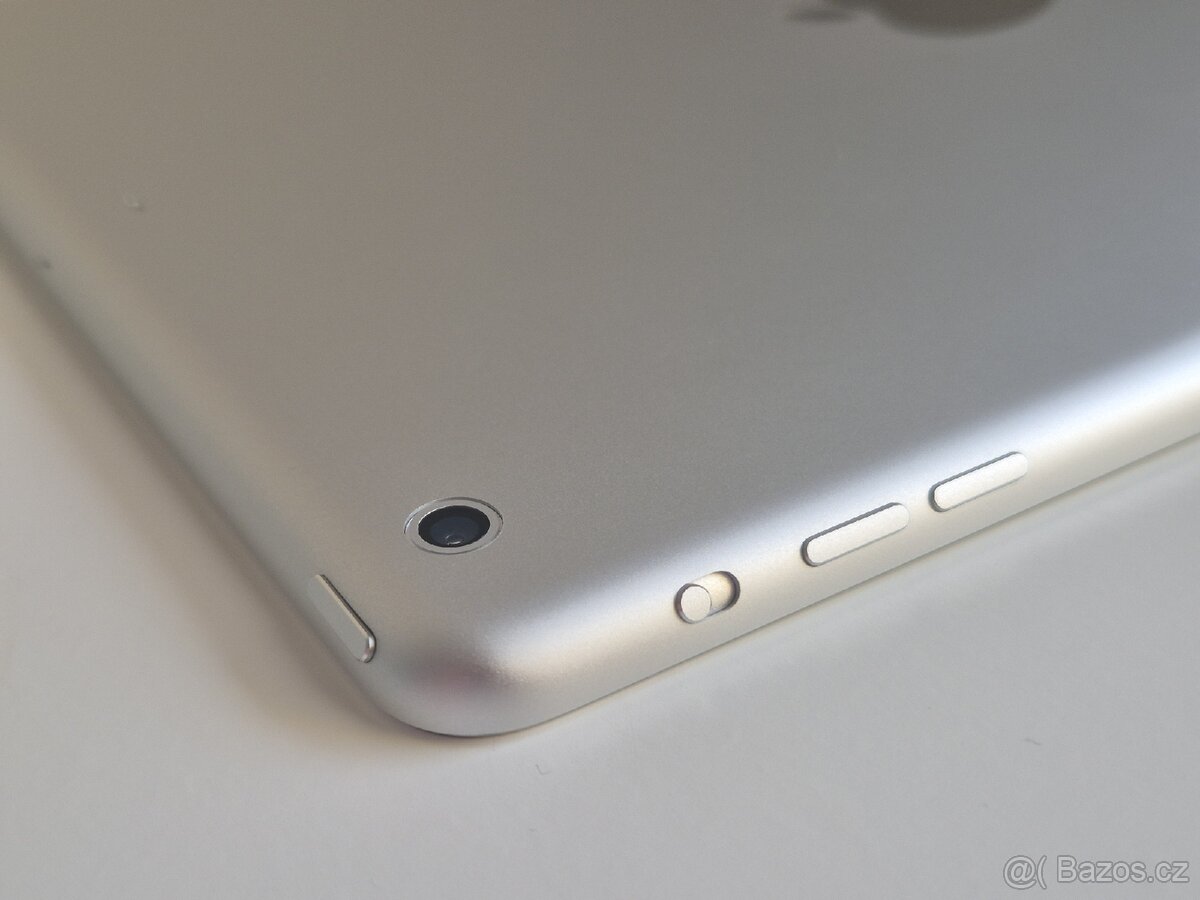 iPad Air 16GB 1. Generace - 5