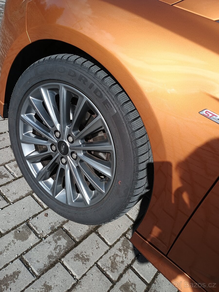 Ford Focus 1.5 110 kW S-line, r. 2018 - 5