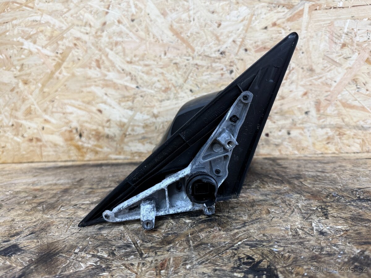 PRAVÉ ZPĚTNÉ ZRCÁTKO BMW E90/91 3 PIN ČERNÉ - 5