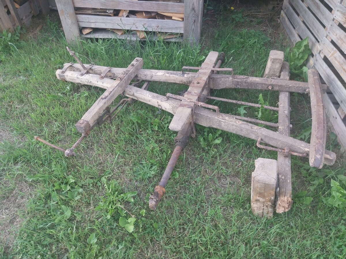 Loukoťové kolo a přední nápravy od žebřiňáku - 5