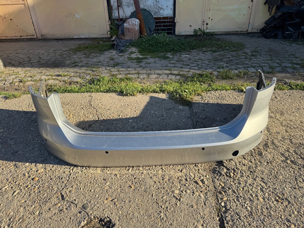 Volkswagen Passat B8 zadní nárazník - 5