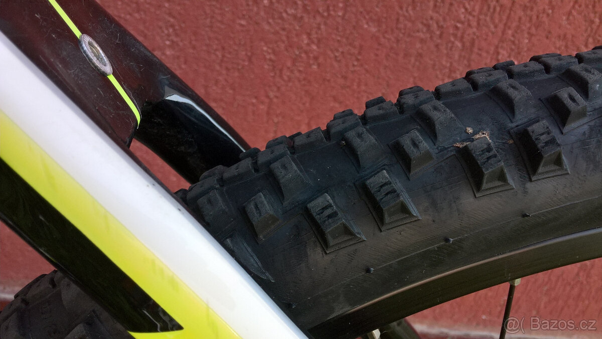 KARBONOVÝ AUTHOR 26 rám L - 5