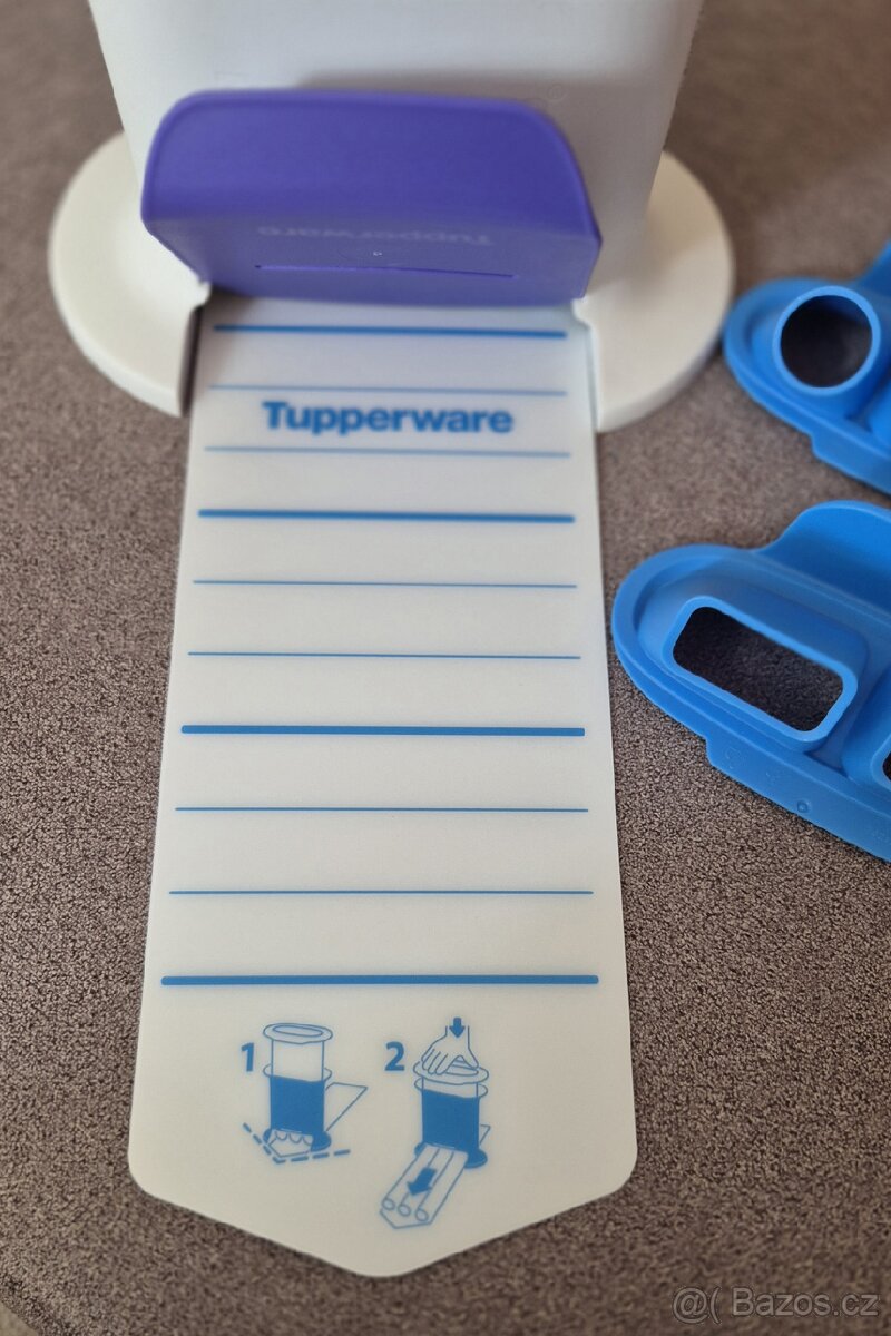 TUPPERWARE Formovač na těsto - 5