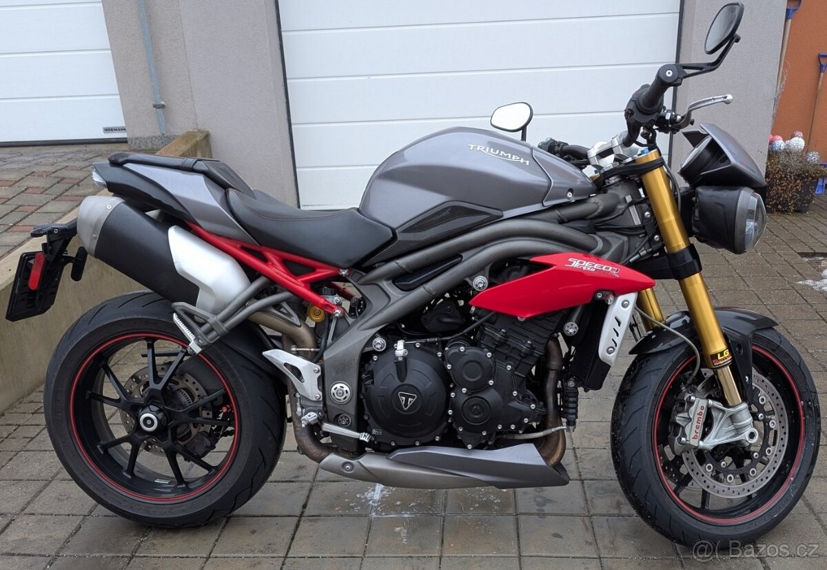 Speed triple R - 5