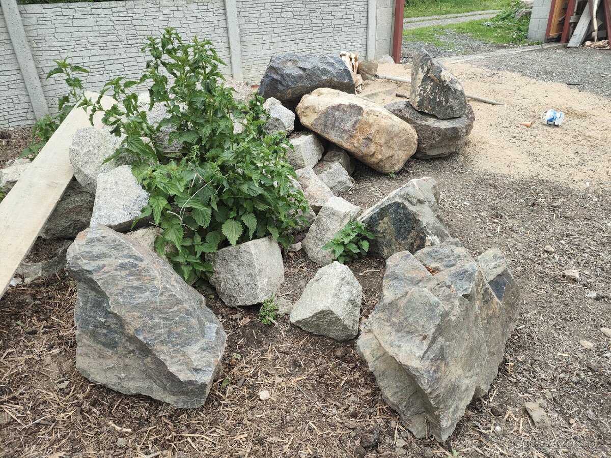 solitér kámen balvan - 5