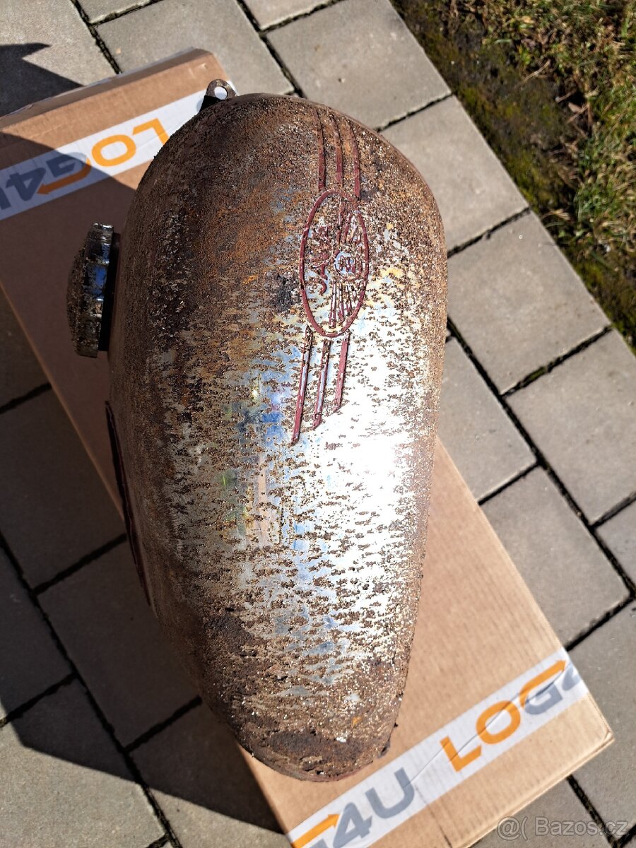 Nádrž na Jawa 250, nebo 350 - 5