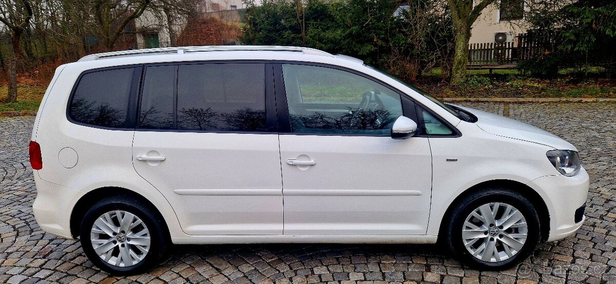 TOURAN LIVE 1.6 tdi 77kw 2013 najeto 148000km - 5