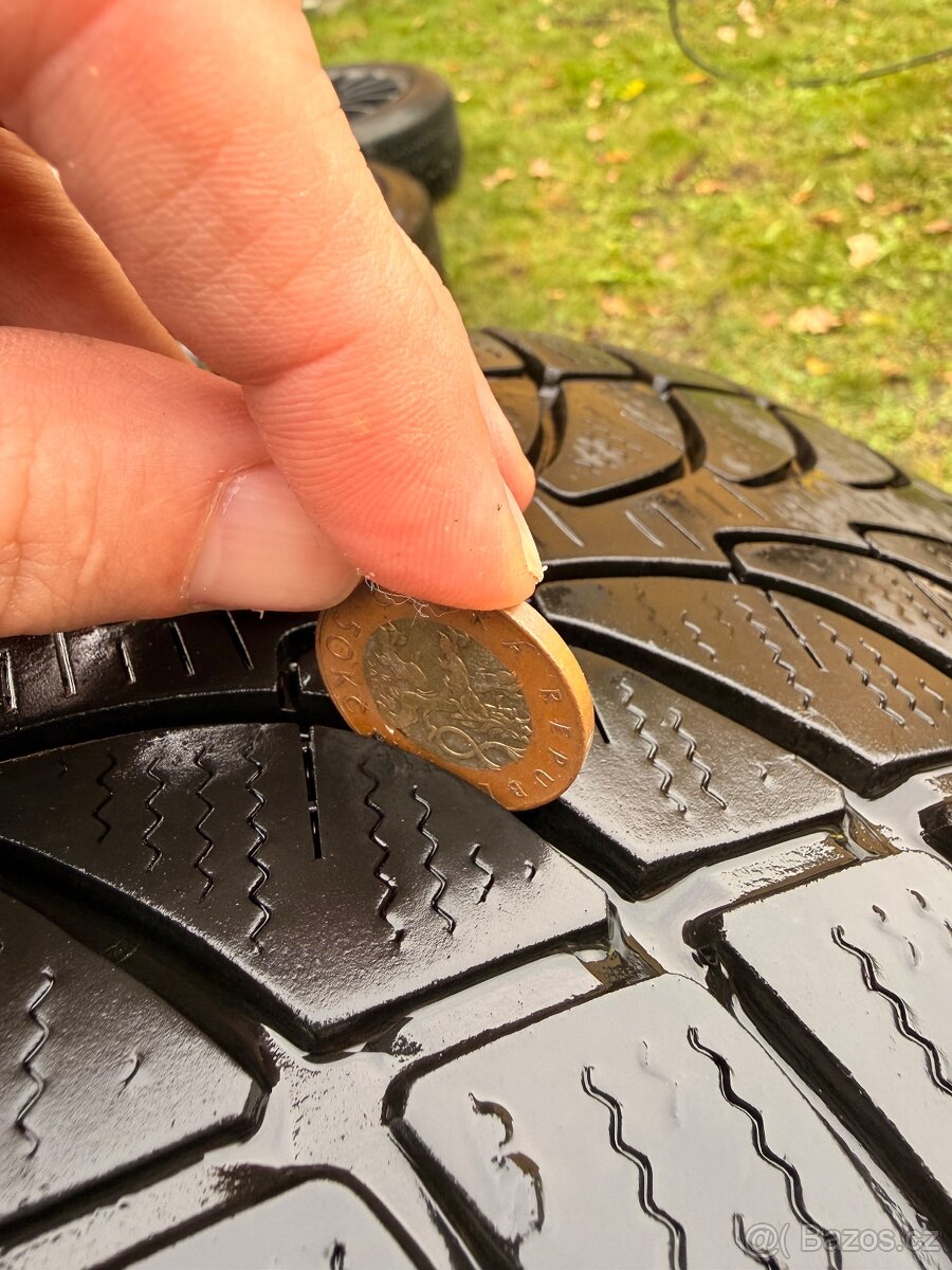 Černé Alu disky 16" – VW Golf 5, Bridgestone Blizzak - 5