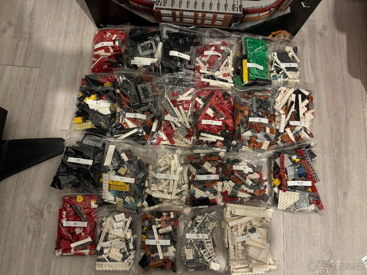 LEGO® Creator 10272 Old Trafford + osvětlení - 5