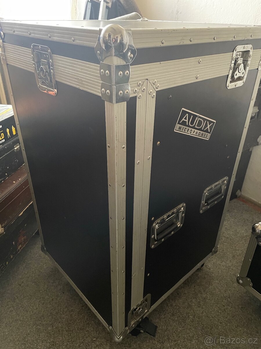 Prodám profi efektový rack s několika přístroji - 5