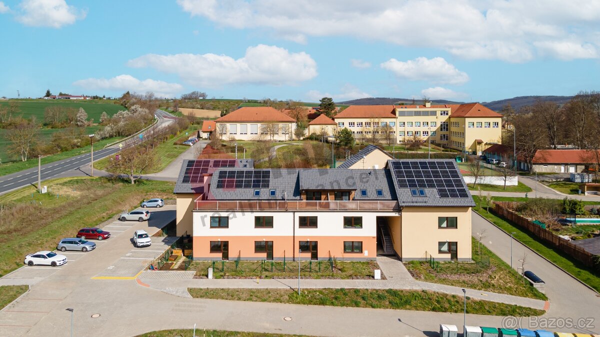 Prodej bytu 1+kk 50 m2 v Žarošicích, okr. Hodonín - 5