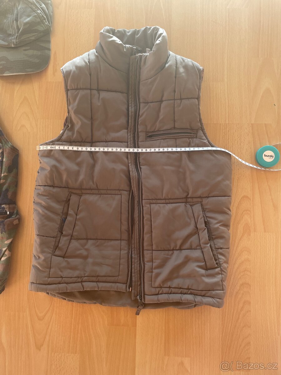 Vesta hnědá a maskáčová vel. 152 - 5