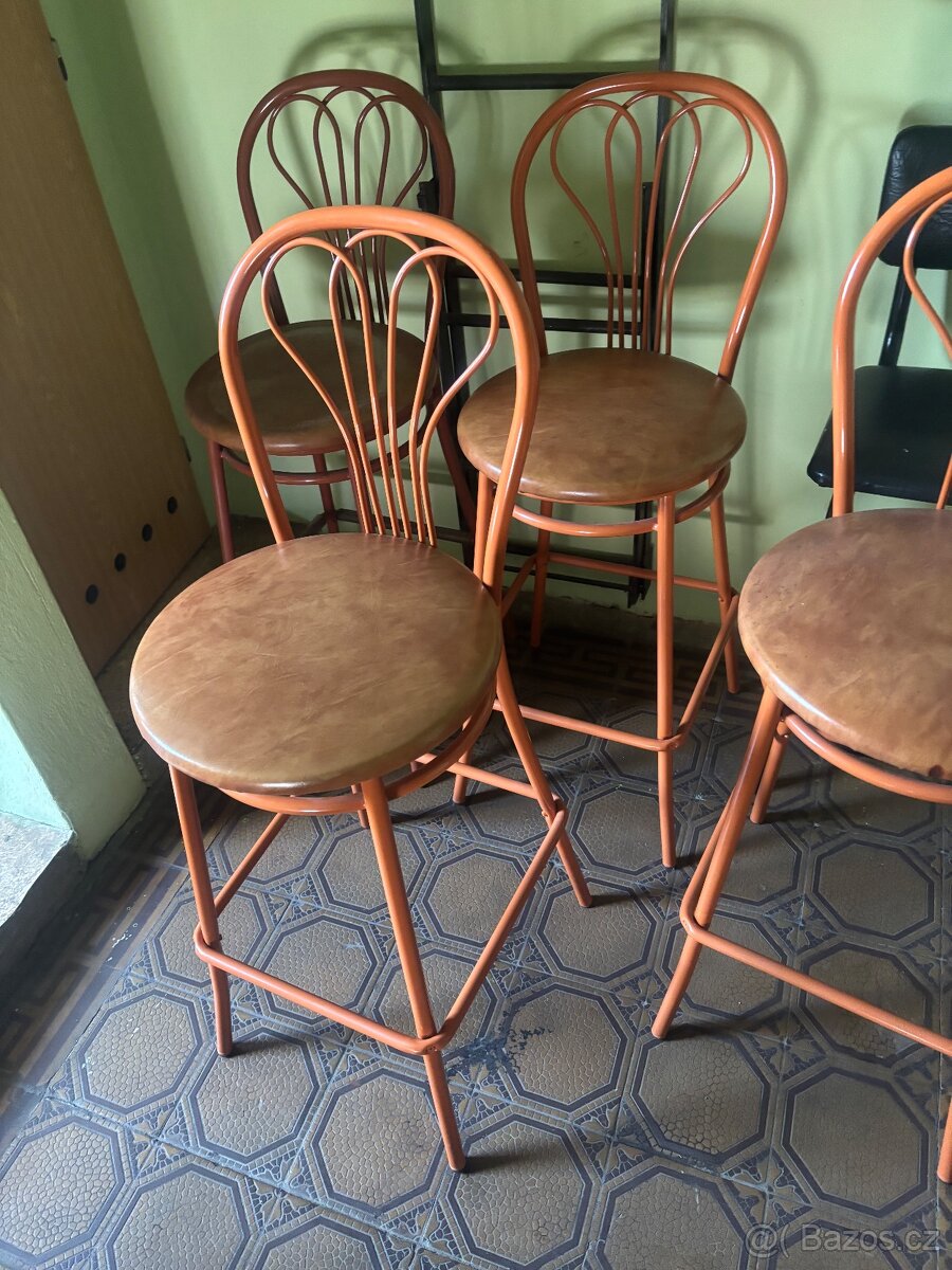 Barový stolek +židle - 5