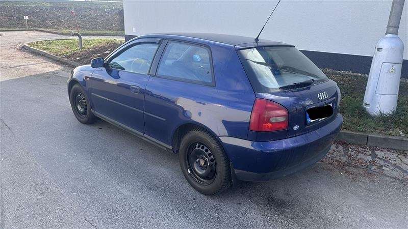 Audi A3 1.6 benzin, nová STK - 5