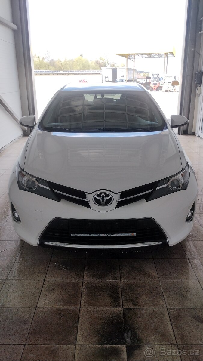 Auris 1.6 - 5