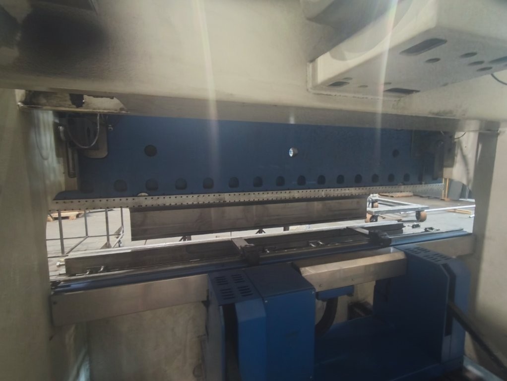 Ohraňovací lis 3m TRUMPF TrumaBend V130 - prodám - 5