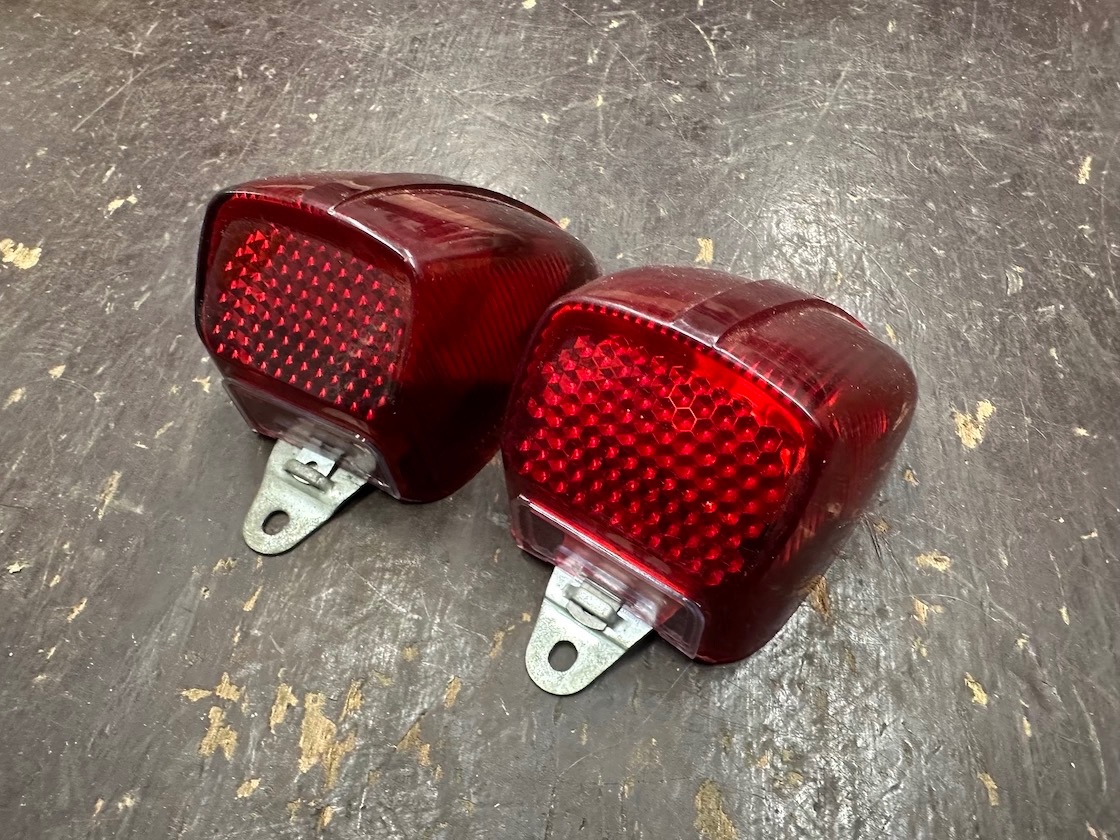 Orig. nové zadní svetlo pre JAWA 250 350 panelka, uloženka - 5