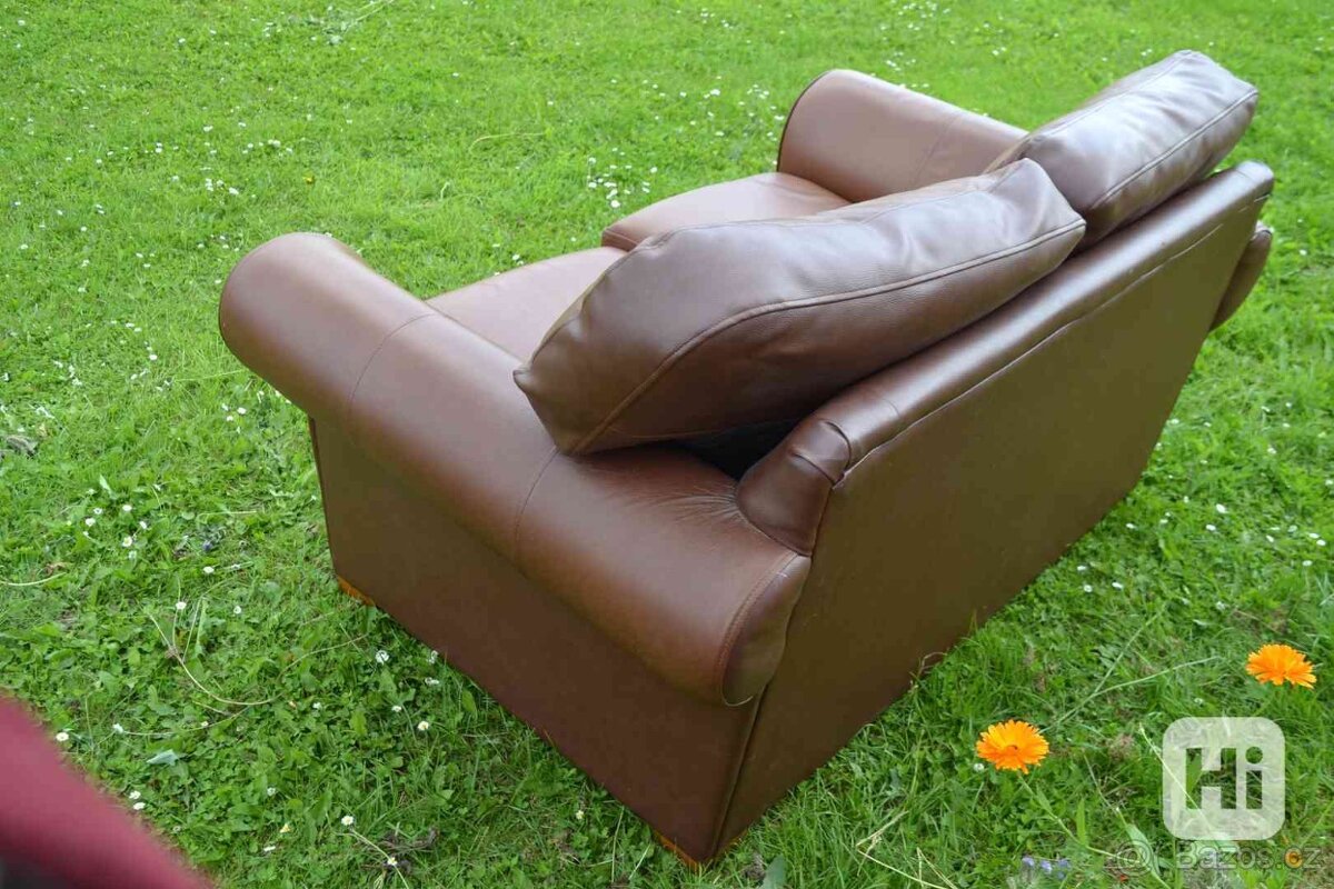gauc pohovka hneda kozena Anglicka Oakridge 152 x 93 cm max - 5