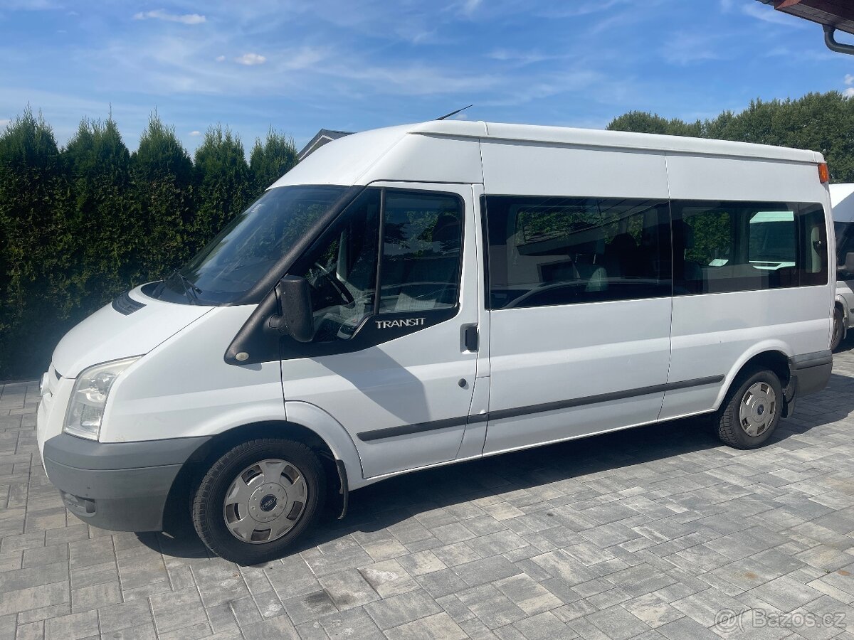 Pronájem Ford Transit minibus 8+1 míst - 5