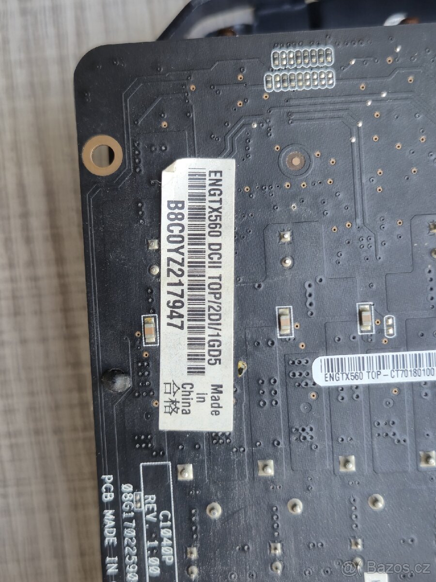 ASUS GeForce gtx 560 - 5