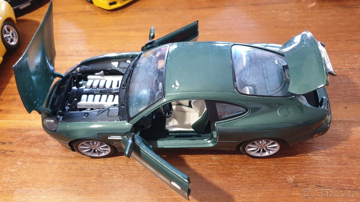 Prodám Aston Martin DB7 Vantage 1:18 - 5
