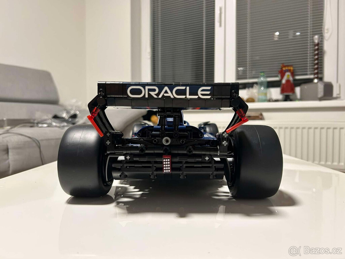 Nová stavebnice vozu F1 Red Bull 19 - 5