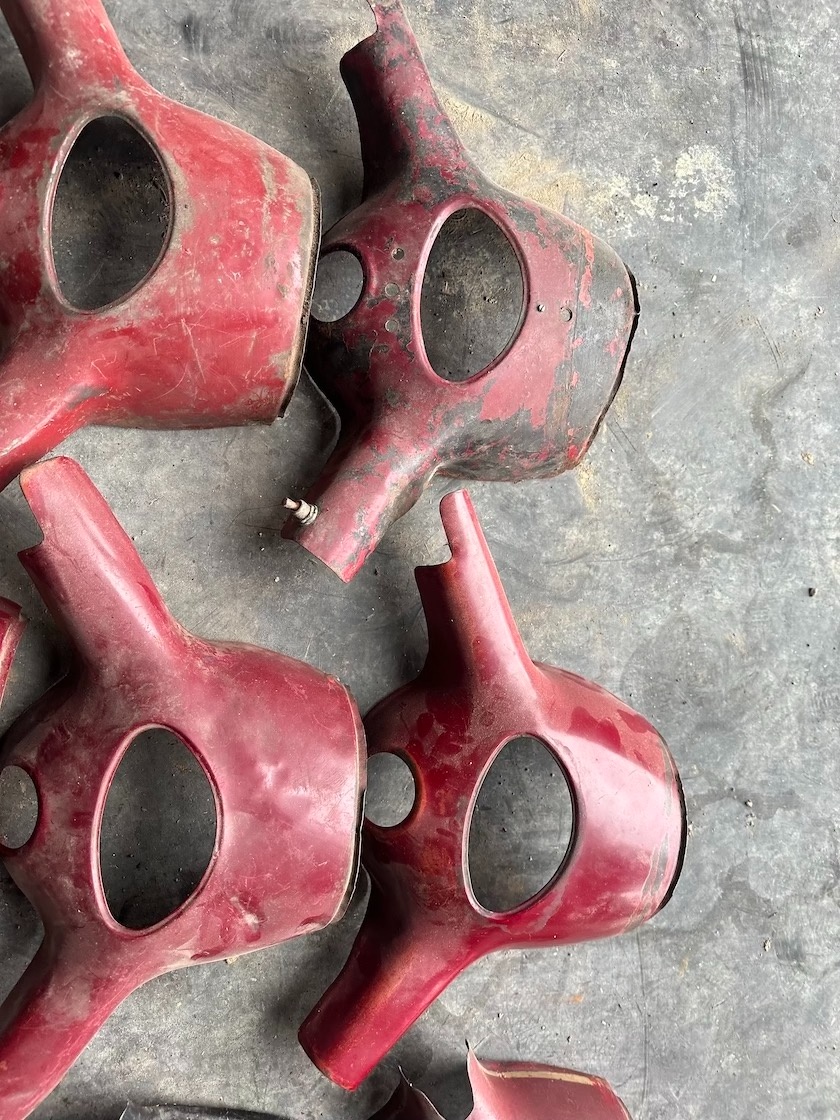 Predám horní maska JAWA 250 350 panelka, kus - 5