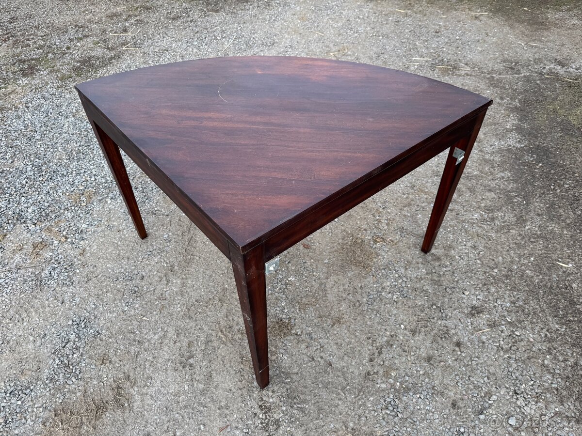 Konferencni a rohovy stul - 5