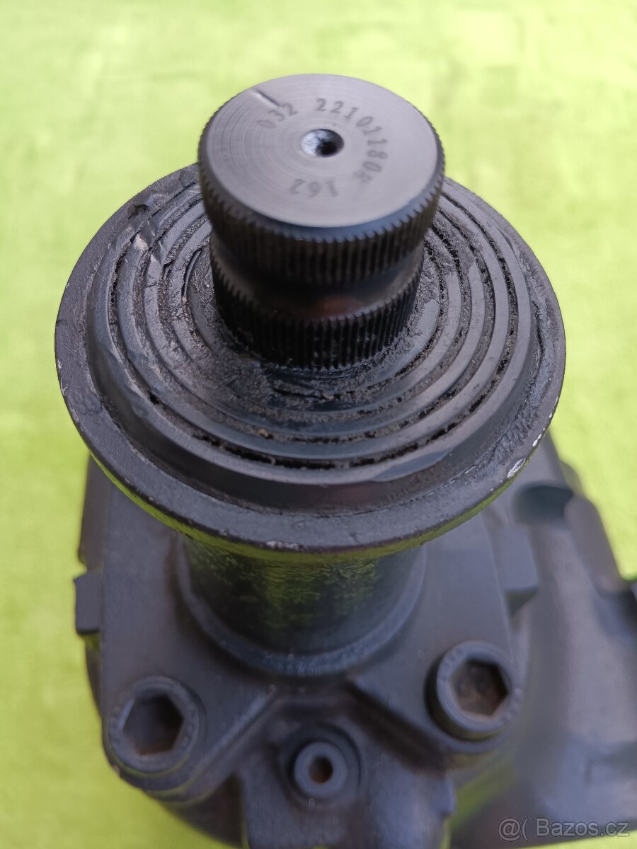 PŘEVODKA ŘÍZENÍ IVECO TRAKKER,S-WAY. - 5