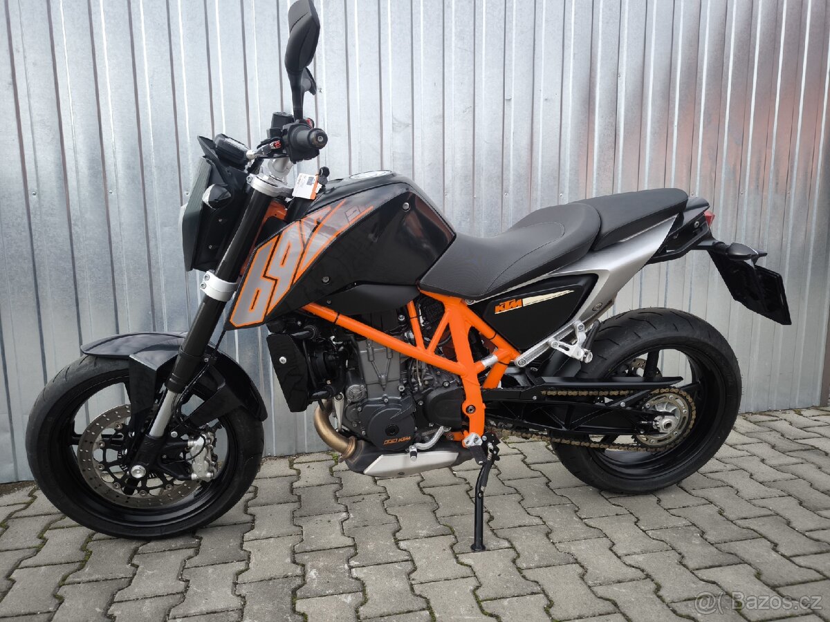 KTM 690 Duke - 5