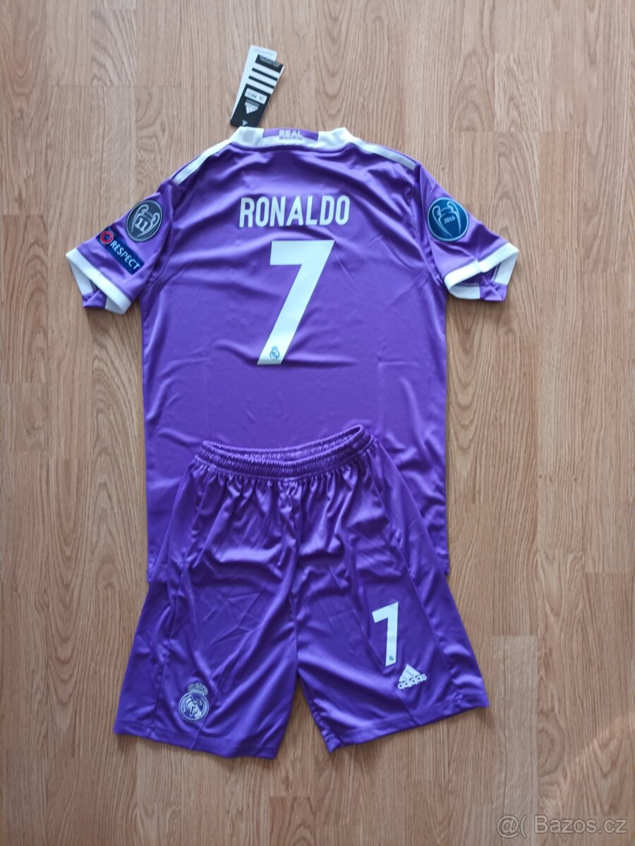 Real Madrid 16/17 Away - 5