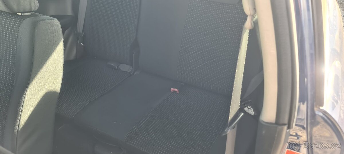 Suzuki Swift 1,3i r.v.2005 - 5