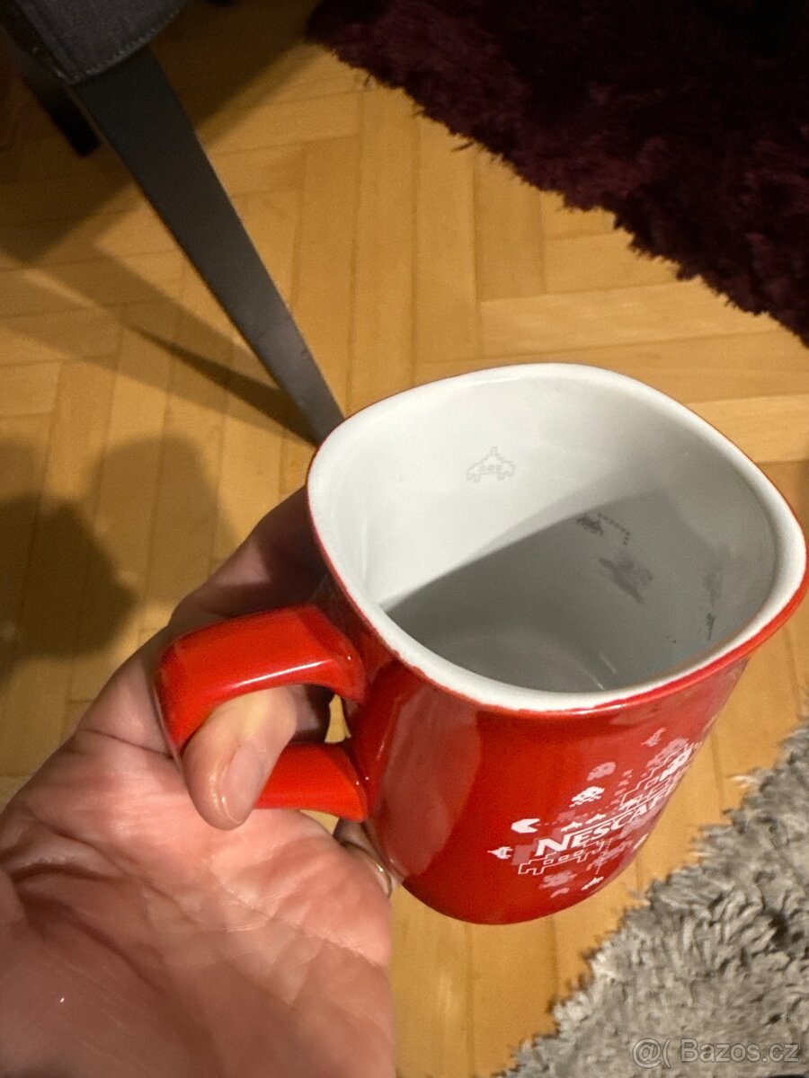 Nescafé hrnek sběratelský - 5