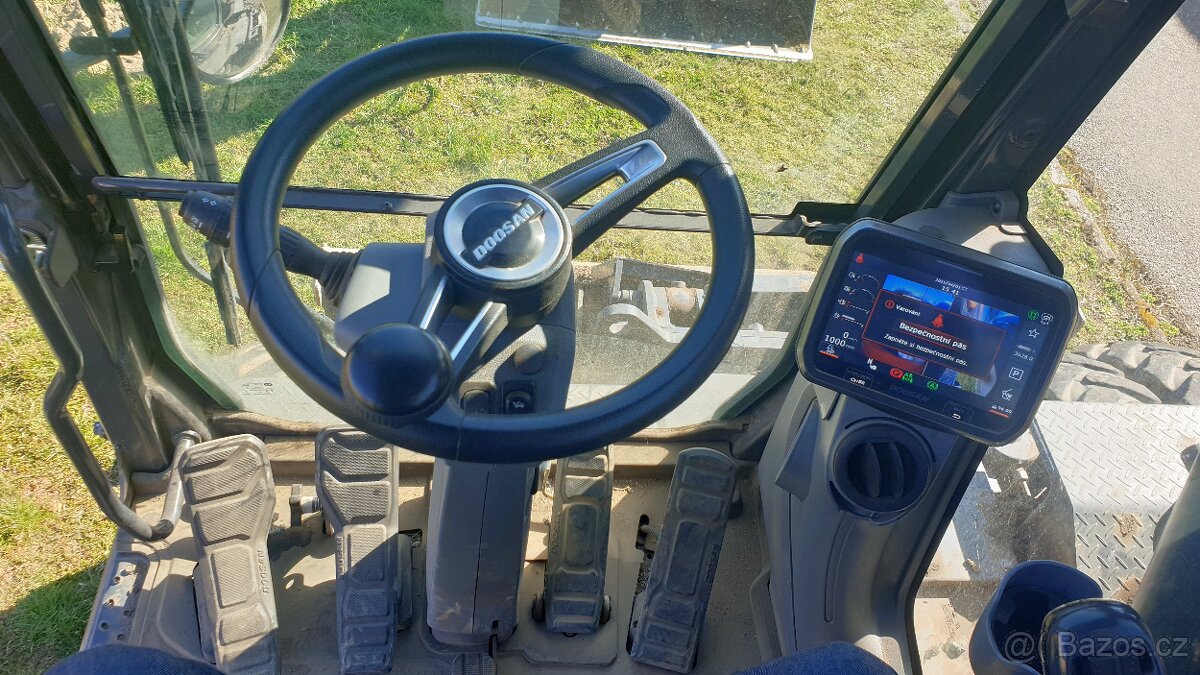 ZÁRUKA 18t bagr opěry powertilt vývody Doosan DX165 svahovk - 5