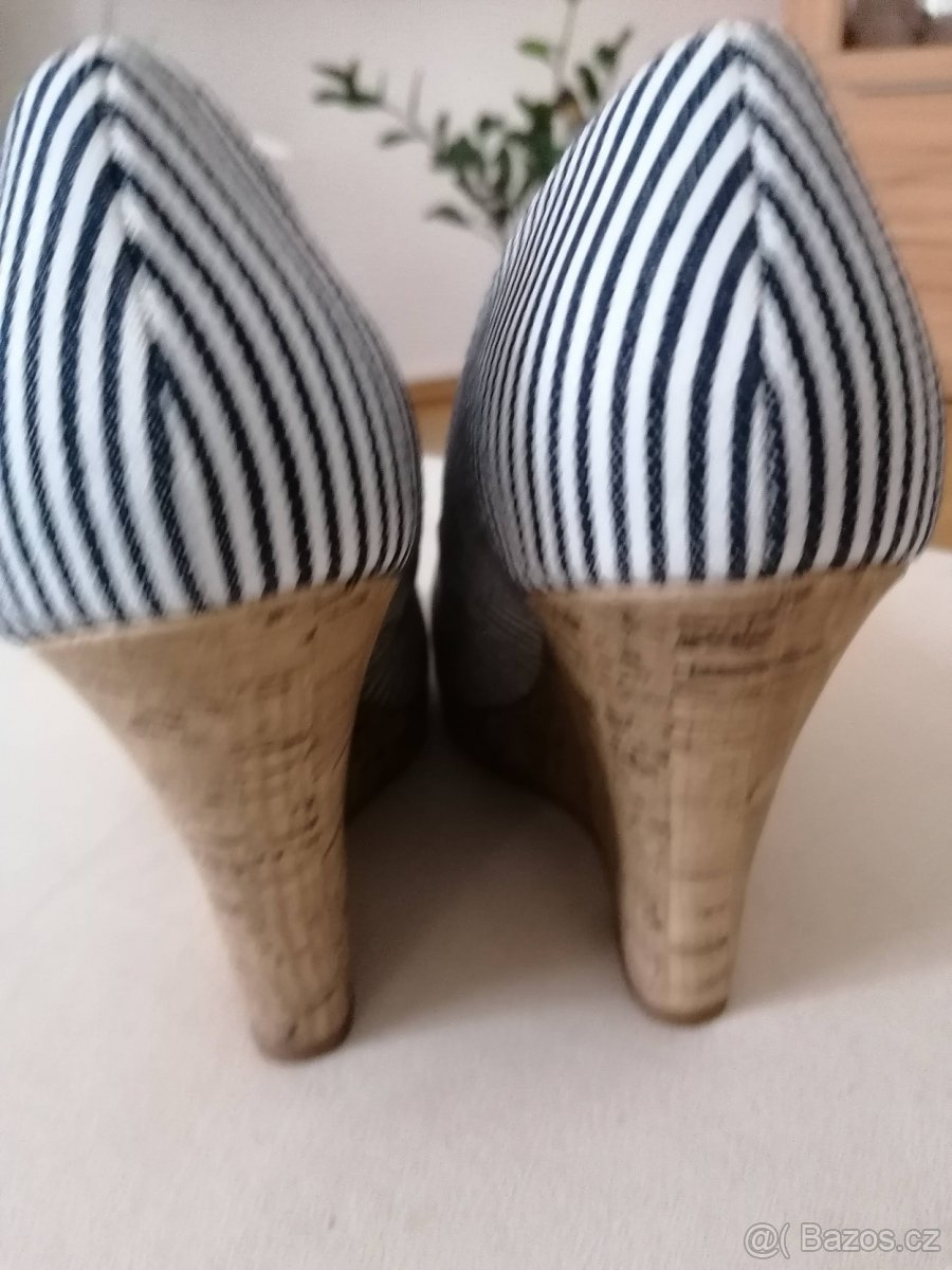 LODIČKY NA KLÍNKU PRUHOVANÉ VEL. 41 - 5