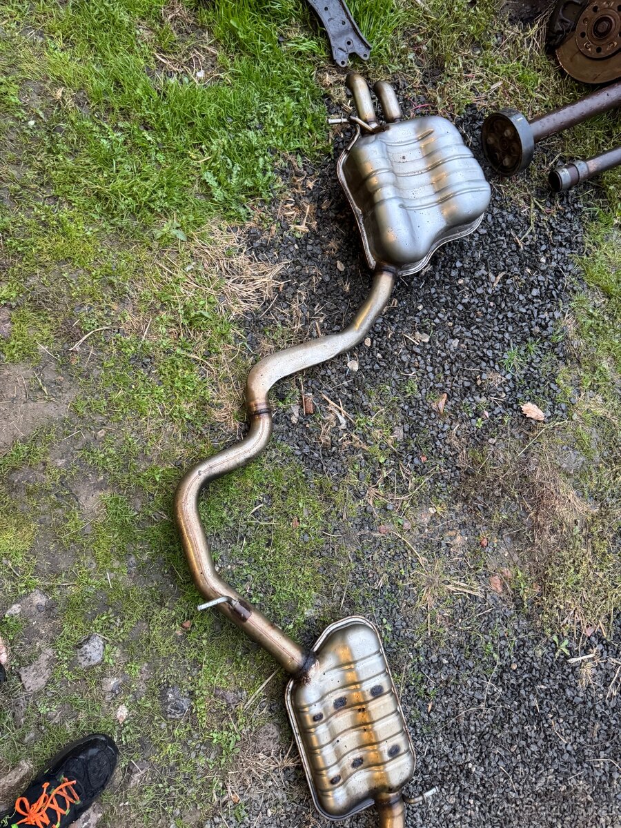 Náhradní díly Škoda oktavia 2 - 5