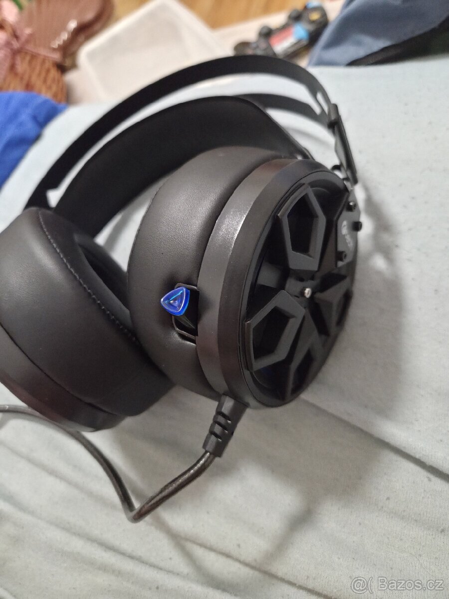 Sluchátka herní - 5