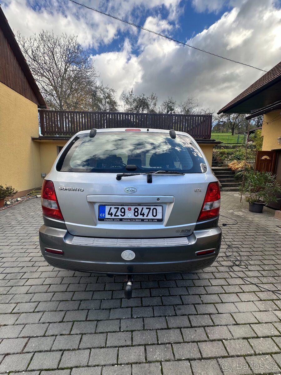 Kia Sorento 2.5 CRDI 103Kw 4x4 - 5