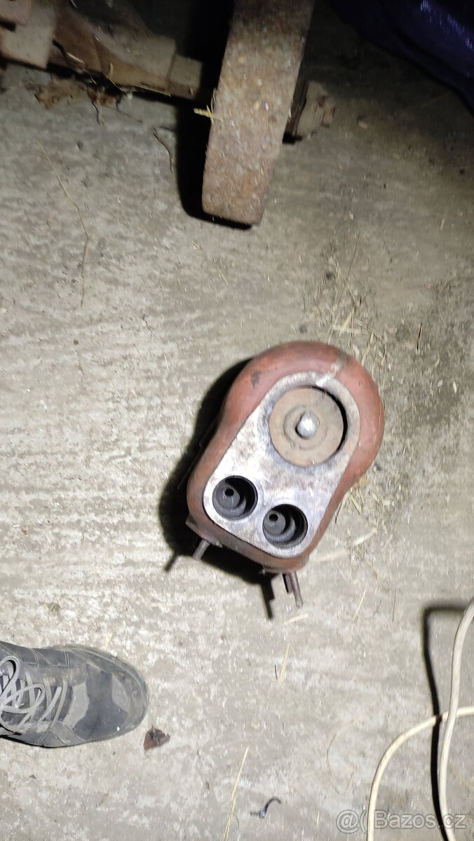 Prodám Stabilní motor Slavia 3 HP - 5