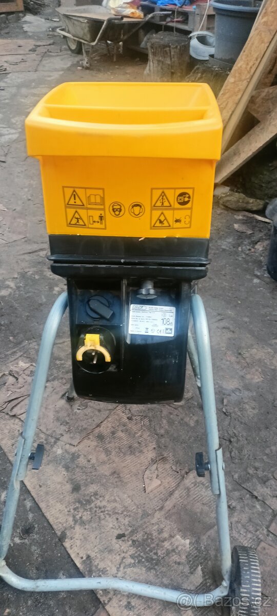 Štěpkovač drtič větví AL-KO - 5